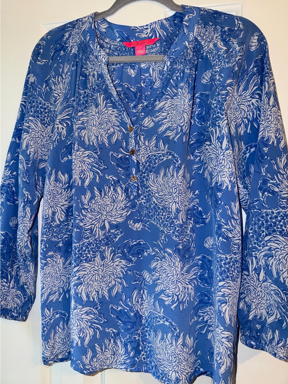 Lilly Pullitzer L/S Elsa Silk Top Blouse Blue White with Smocking Medium